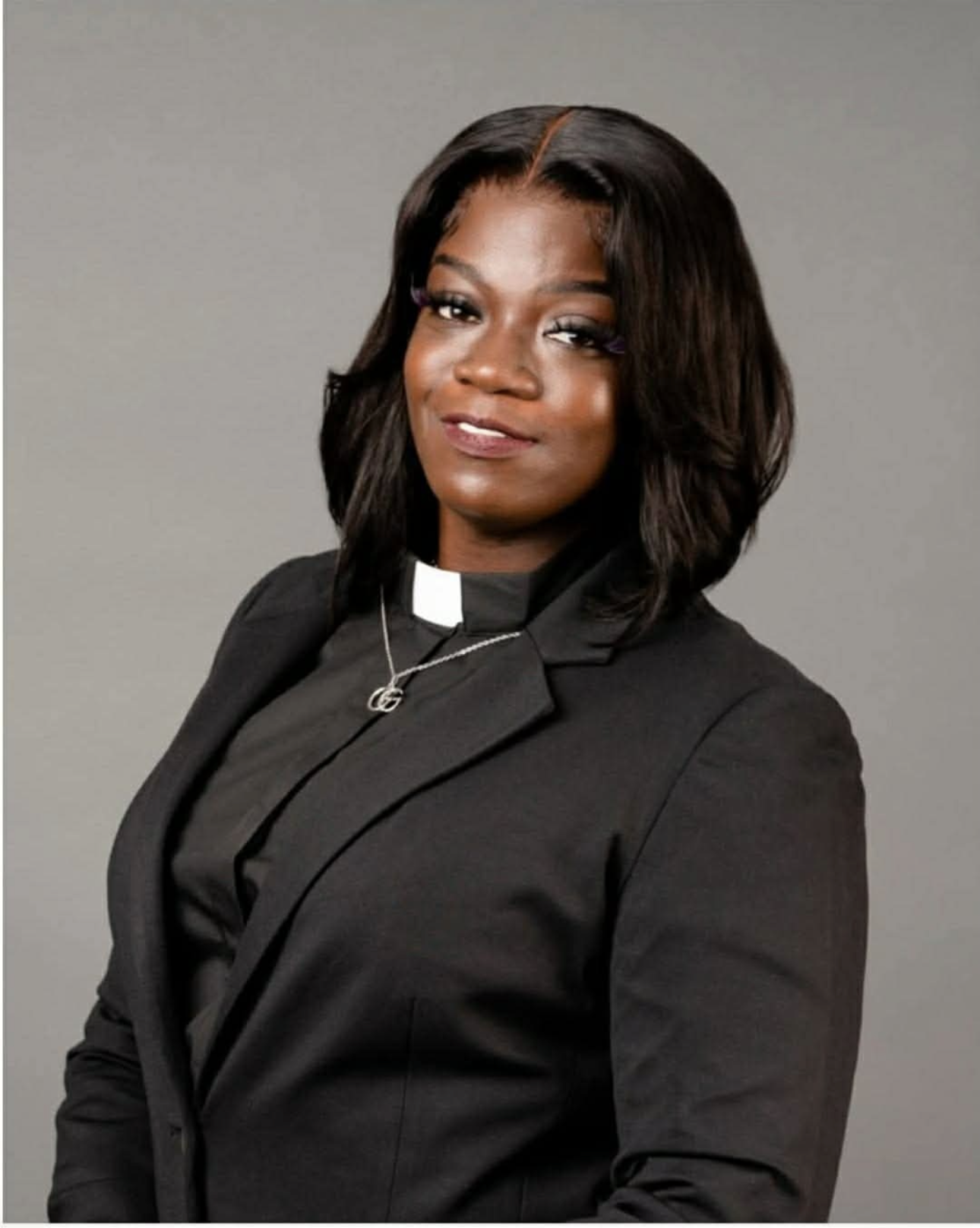 Minister Natalie Porter